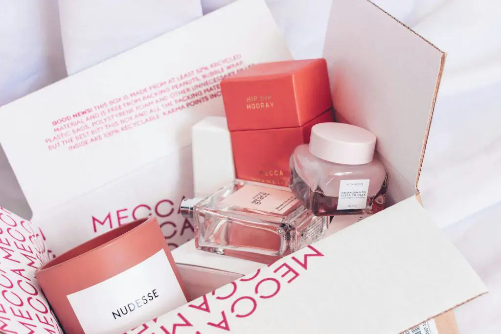 Mecca cosmetic set